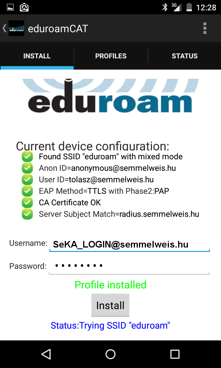 A login név és jelszó beírása